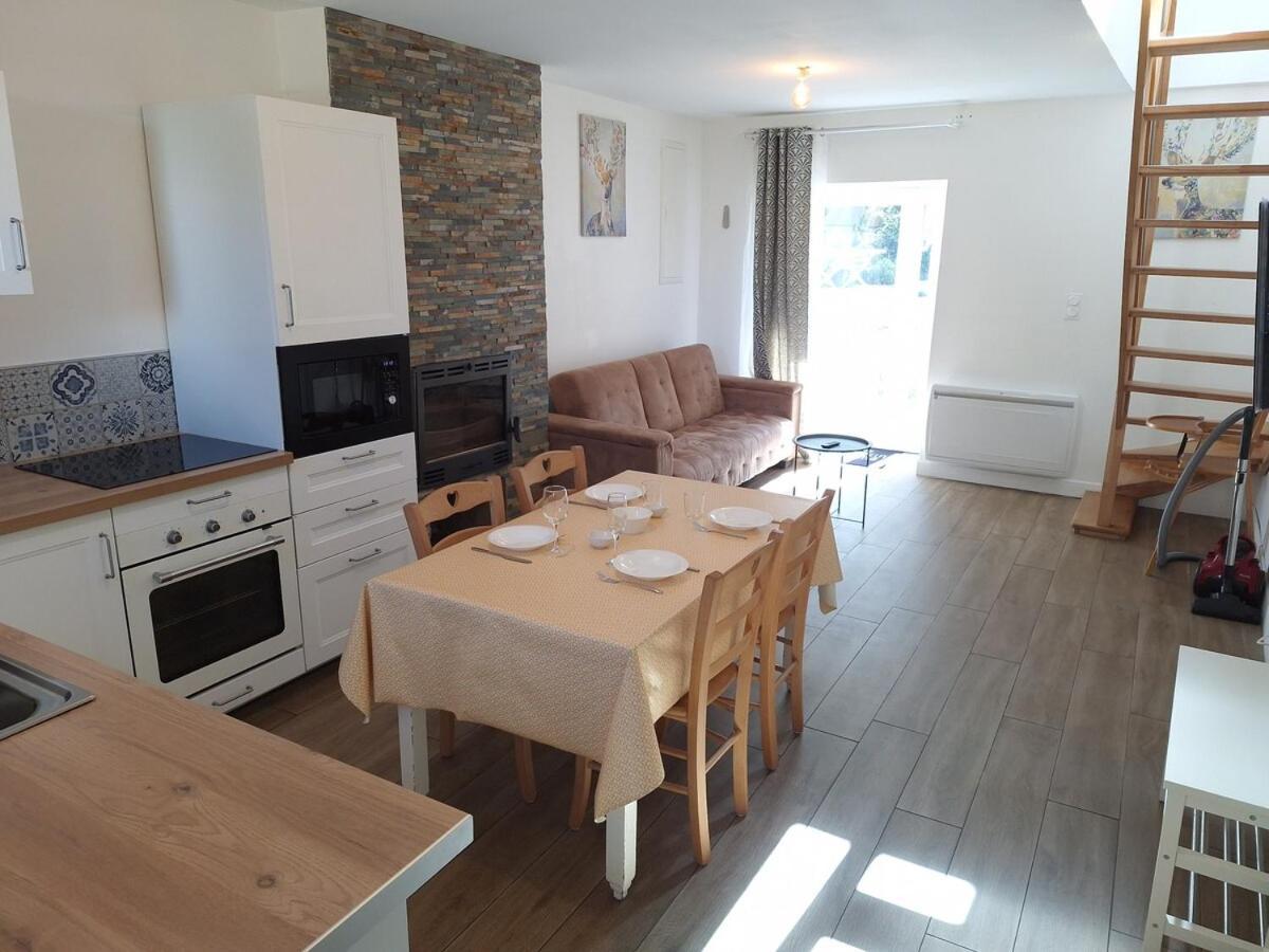 Au Lutin Pomme - Maison De Vacances Bretagne Melle  Экстерьер фото